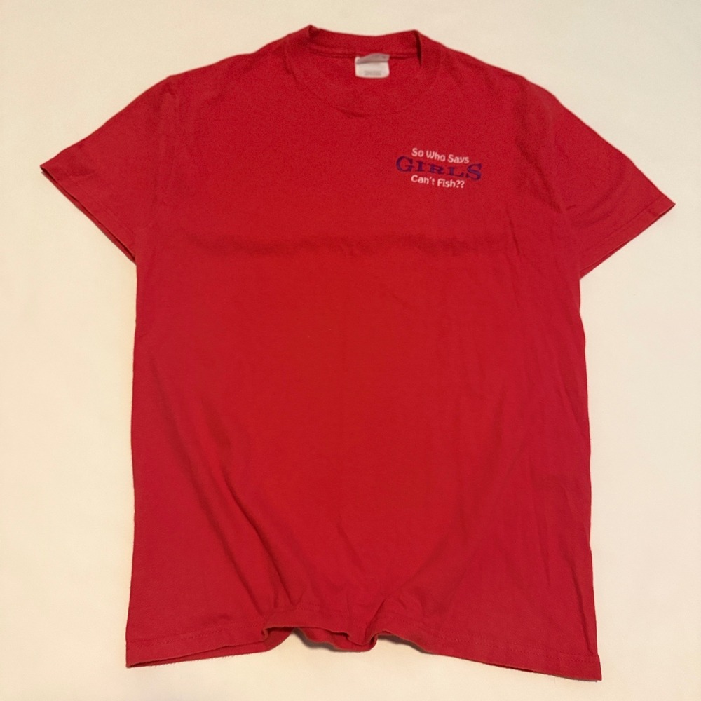 Hanes T-Shirt Women Medium Red 90s Vintage Girls Can't Fish Graphic Beefy-T
